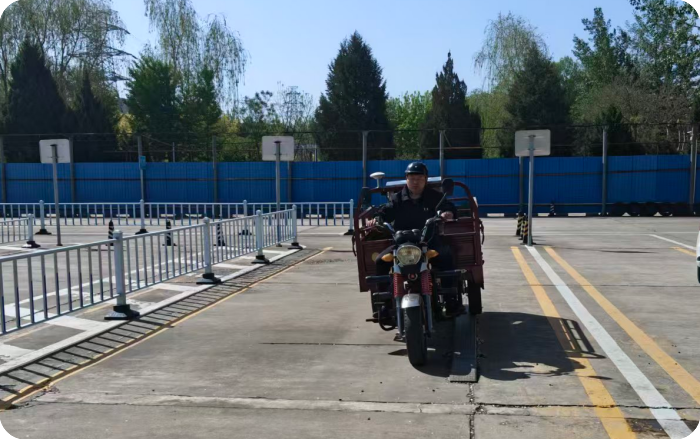 1777124773726101.png 摩托车2.